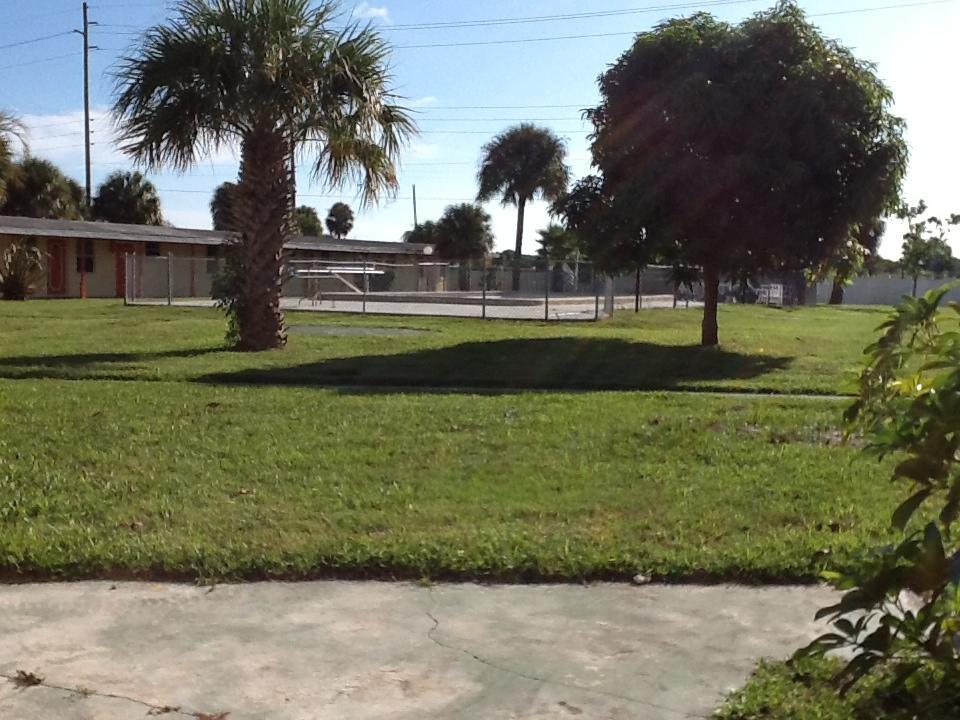 Sunset Inn- Fort Pierce, Fl Экстерьер фото