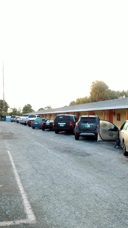 Sunset Inn- Fort Pierce, Fl Экстерьер фото