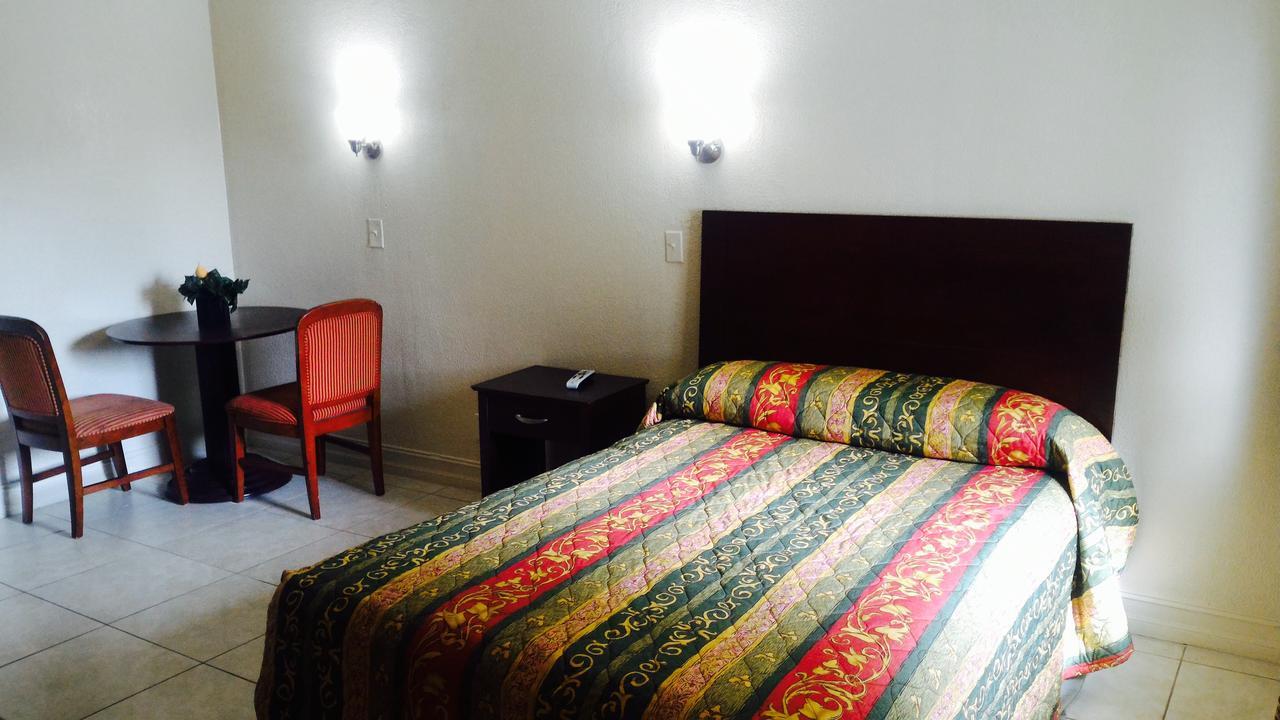 Sunset Inn- Fort Pierce, Fl Экстерьер фото