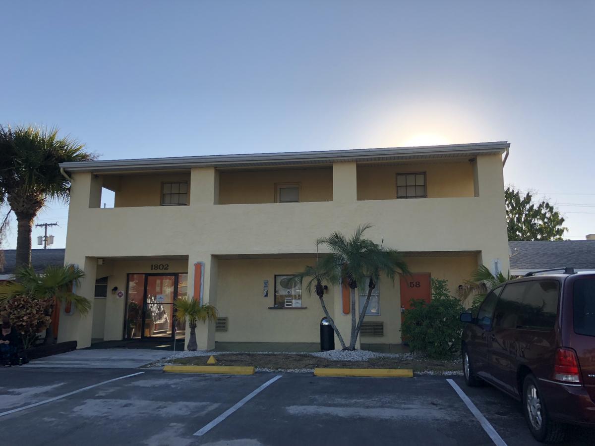 Sunset Inn- Fort Pierce, Fl Экстерьер фото