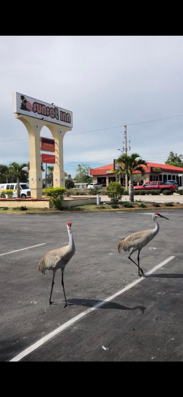 Sunset Inn- Fort Pierce, Fl Экстерьер фото
